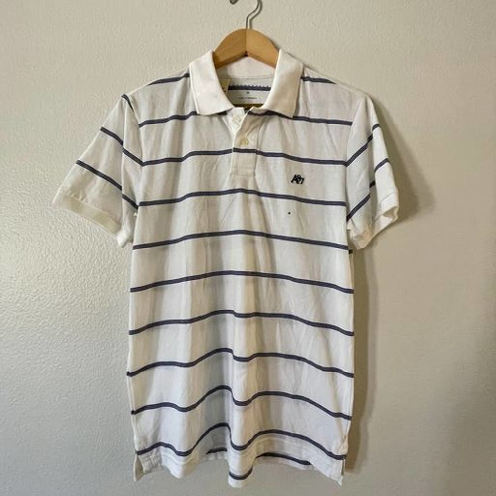 Aeropostole Size Medium Mens Polo Shirt White Black Stripes Logo Short Sleeve
